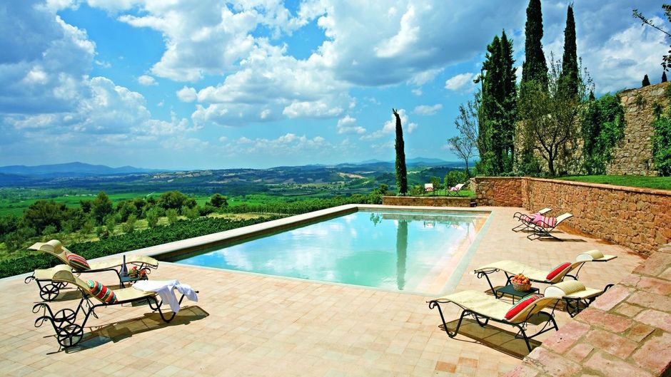 Castello Banfi-Il Borgo Pool