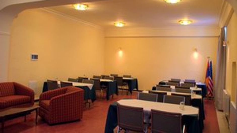 Barsam Suites Hotel Meeting