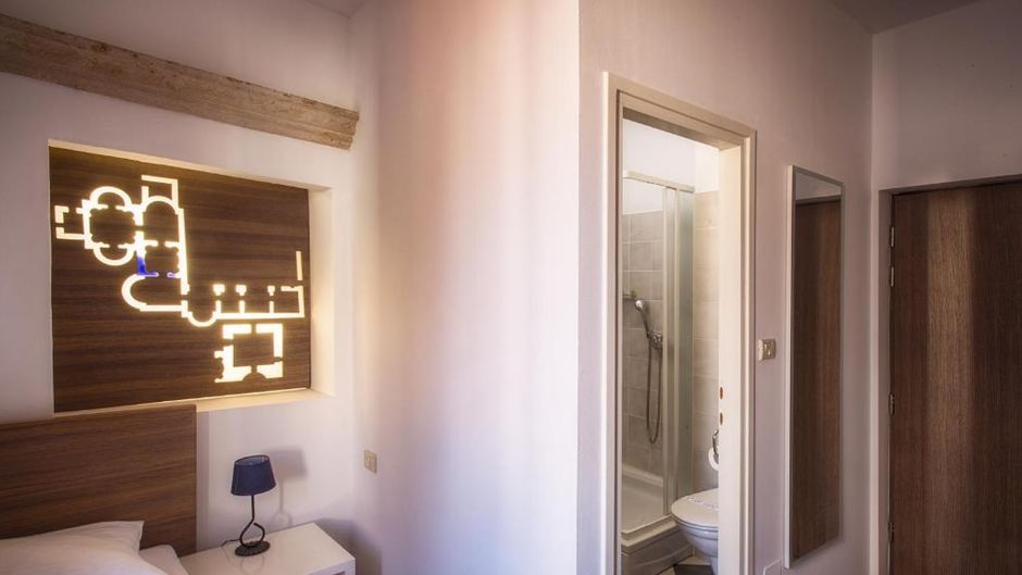 Hotel Slavija Room