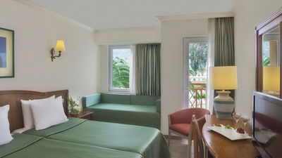 AKKA Claros Hotel