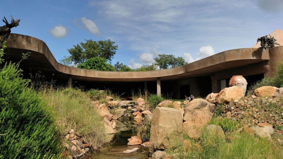 Sabi Sabi Earth Lodge, Sabi Sands Exterior