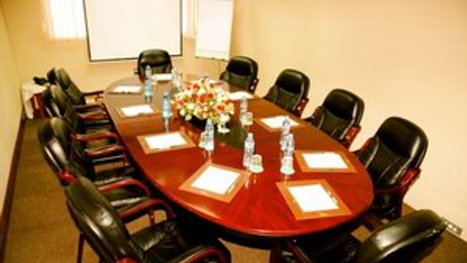 Cresta Golfview Hotel Meeting