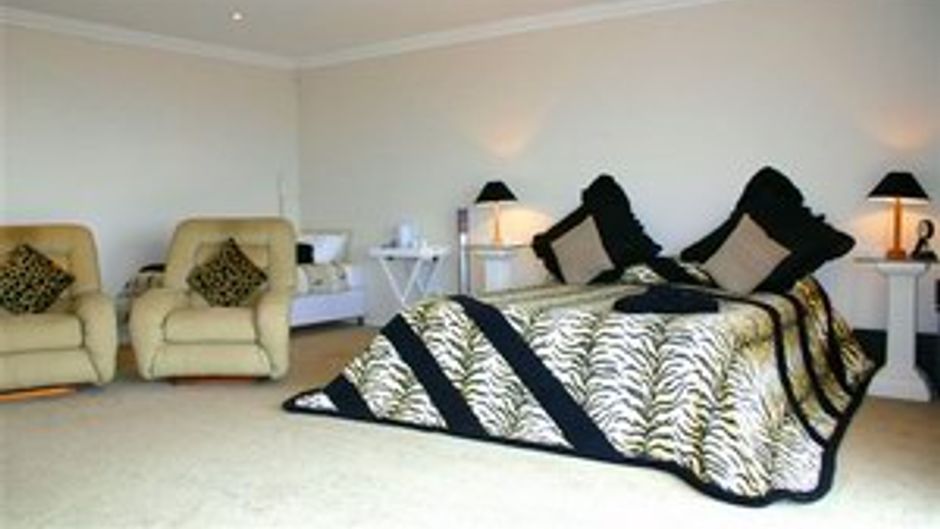 Royal Palm B&B Suite
