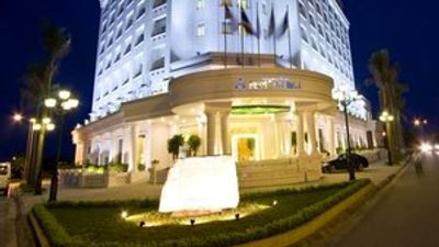 Pearl River Hotel