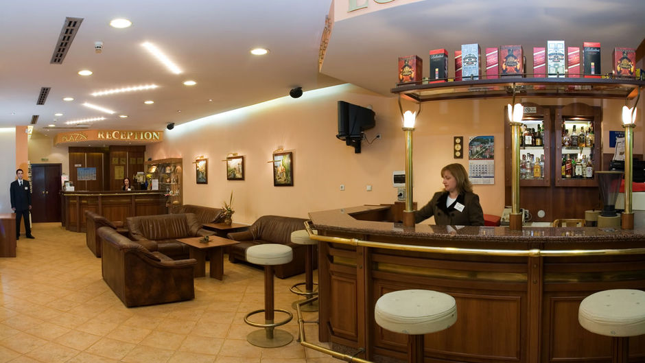 Hotel Plaza Lobby