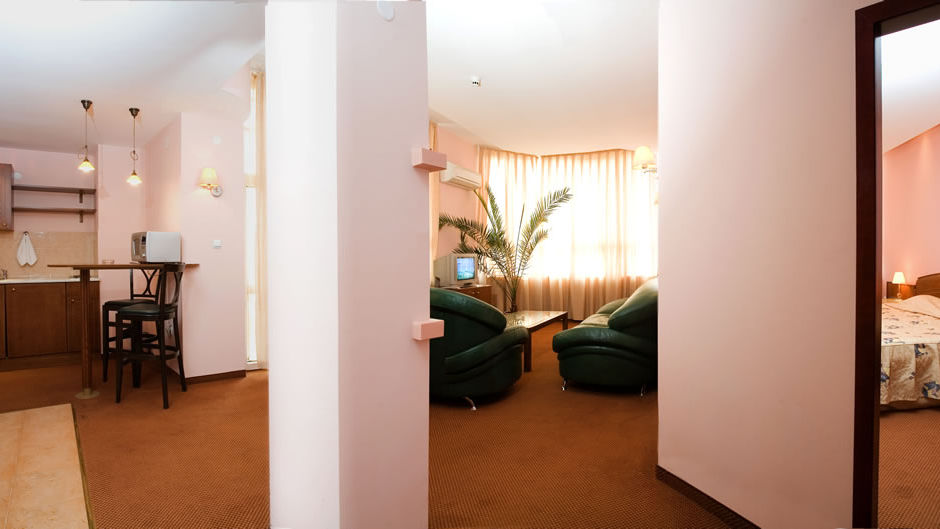 Hotel Plaza Suite