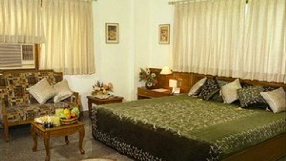 Hotel Swati Suite