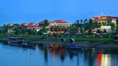 Pho Hoi Riverside Resort