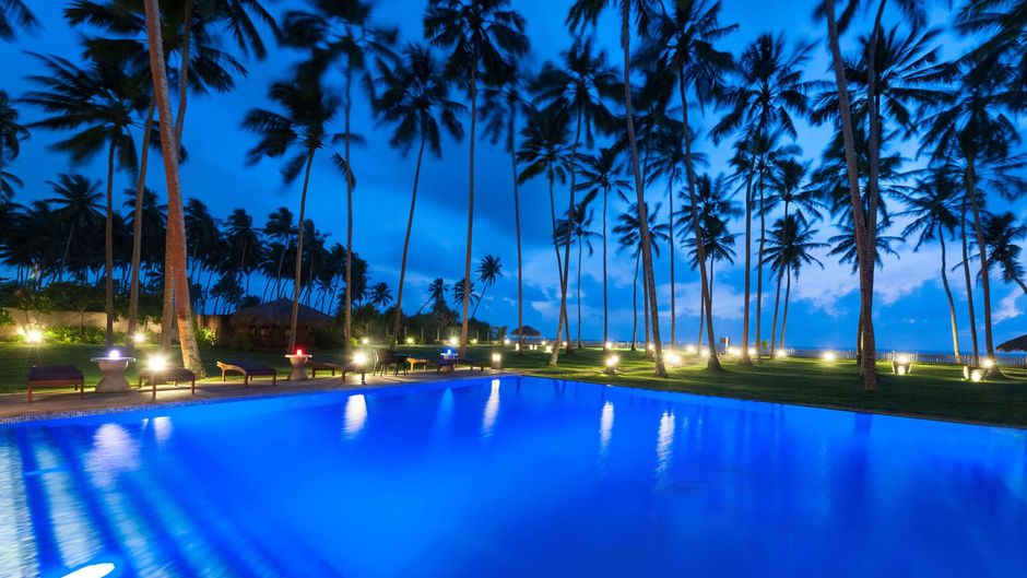 Reef Sri Lanka Pool