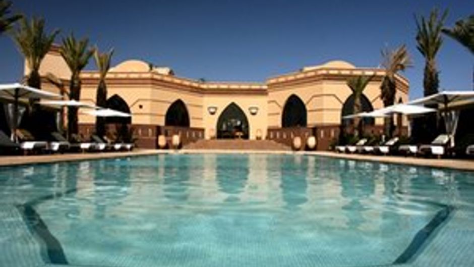 Rose Garden Resort & Spa Pool
