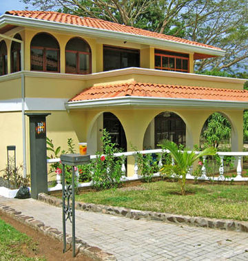 Villa del Sueno Hotel