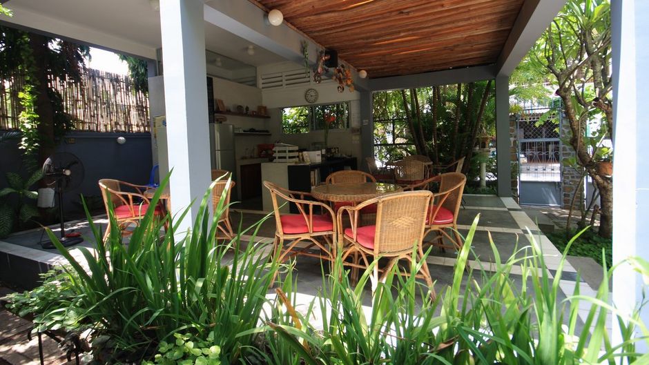 Frangipani Villa-60S Hotel Restaurant