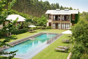 Casterbridge Hollow Boutique Hotel