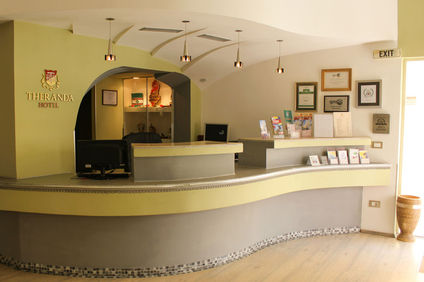 Theranda Hotel