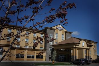 Pomeroy Hotel & Conference Centre