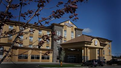 Pomeroy Hotel & Conference Centre