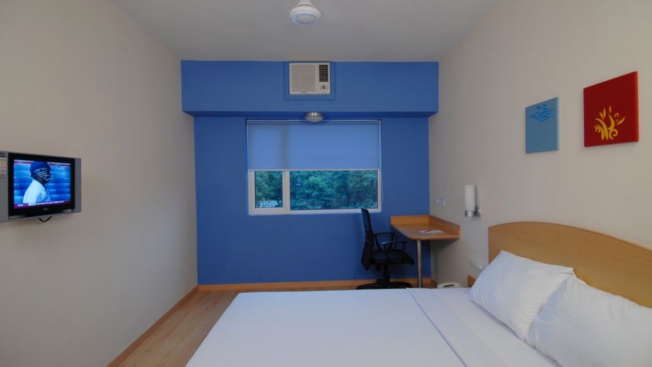 Ginger New Delhi Room