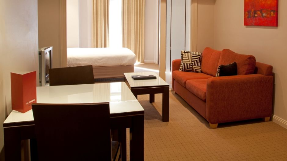 Mantra Adelaide Central Room