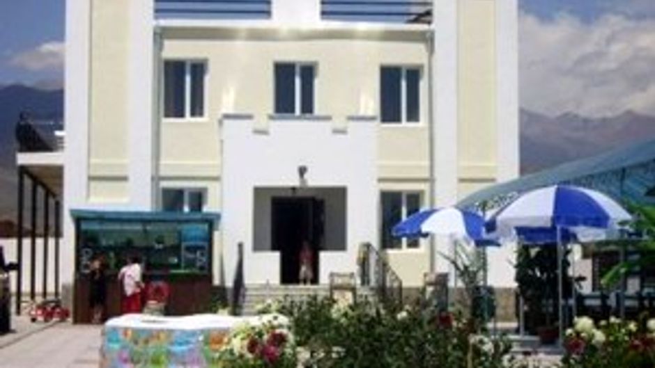 Castle Hotel Exterior