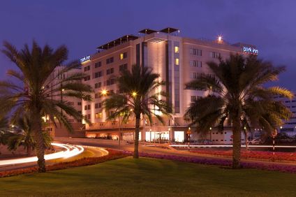 Golden Tulip Muscat