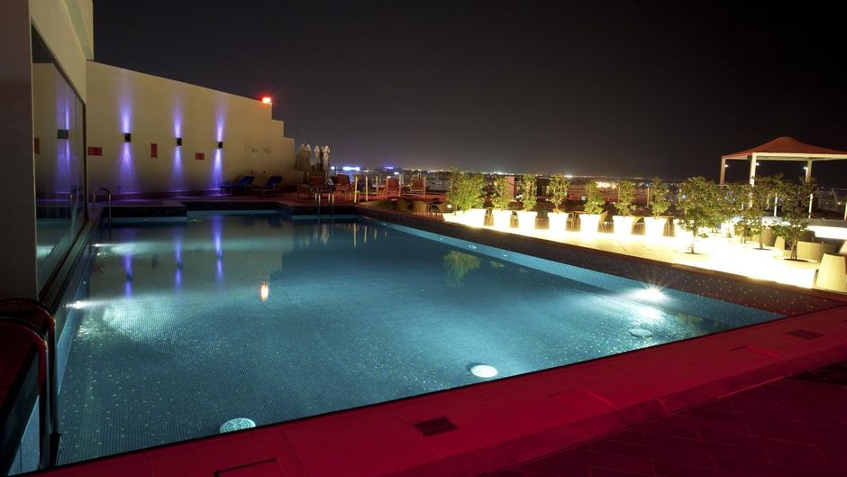 Golden Tulip Muscat Pool