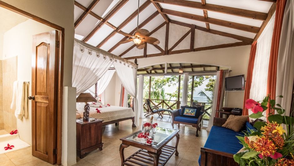 Popa Paradise Beach Resort Suite