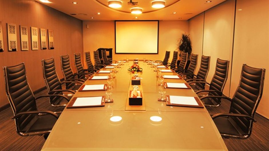 Flora Creek Deluxe Hotel Apartments Banquet