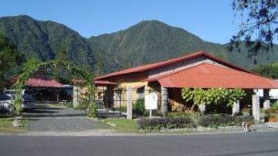 Anton Valley Hotel