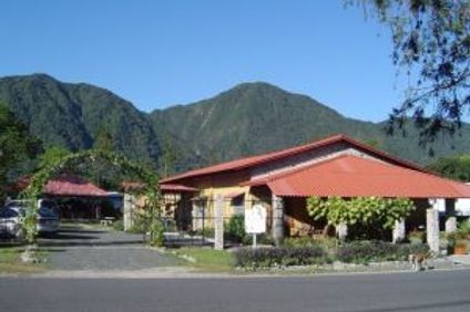 Anton Valley Hotel