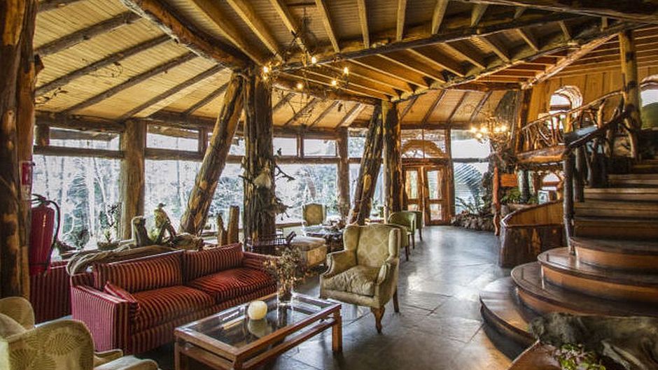 Montana Magica Lodge Lobby