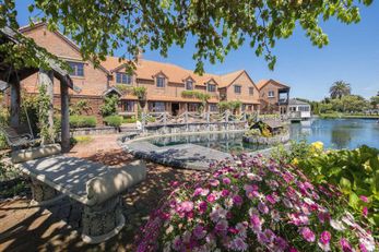 Grand Arden Monaco Resort