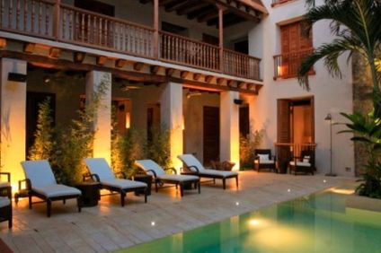 Ananda Hotel Boutique