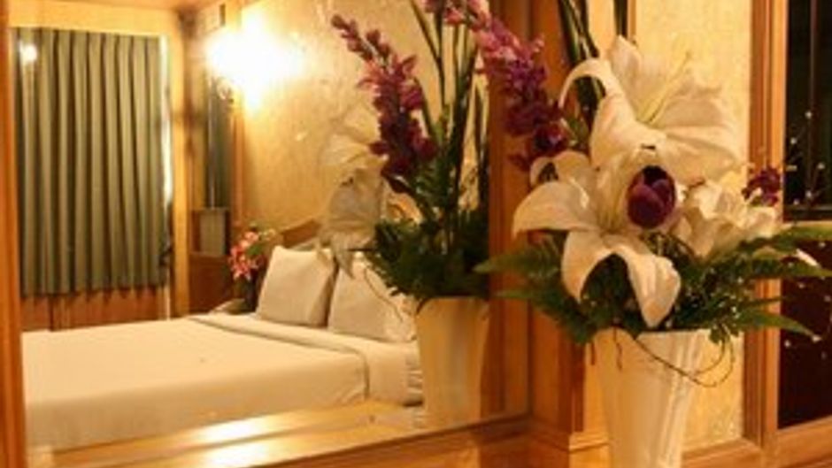 13 Coins Resort Bangna BITEC Room