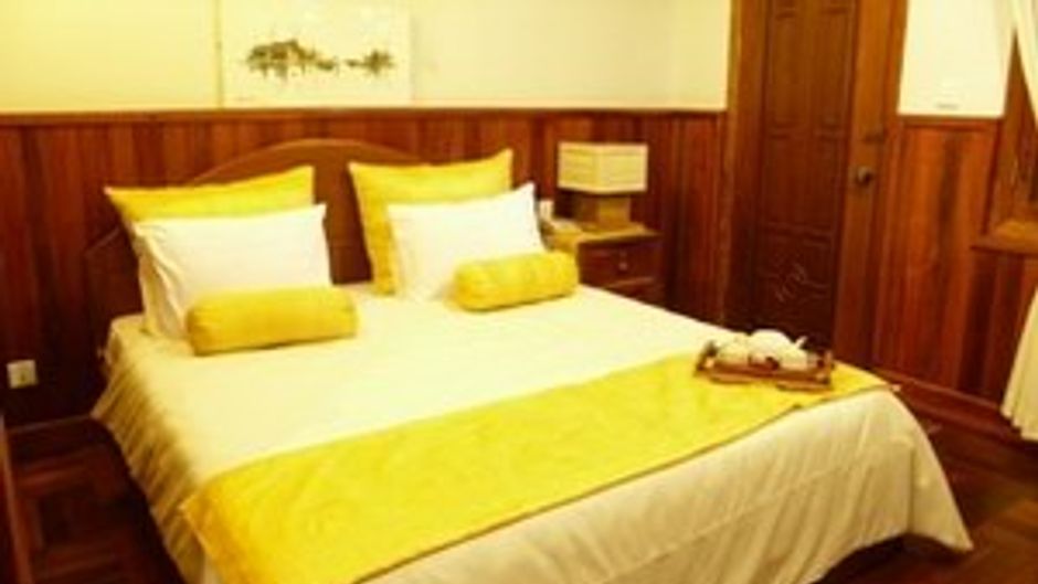 Wooden Angkor Hotel Suite