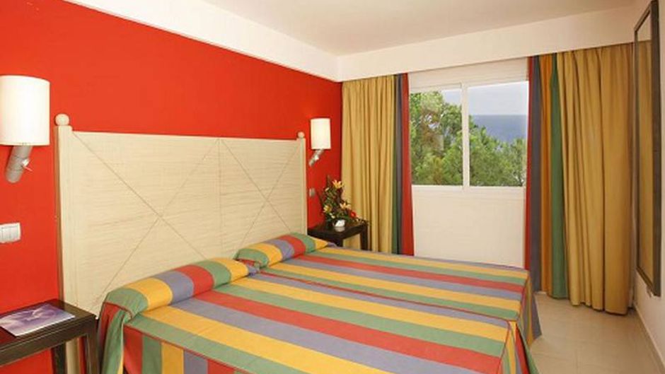 Blau Punta Reina Resort Room