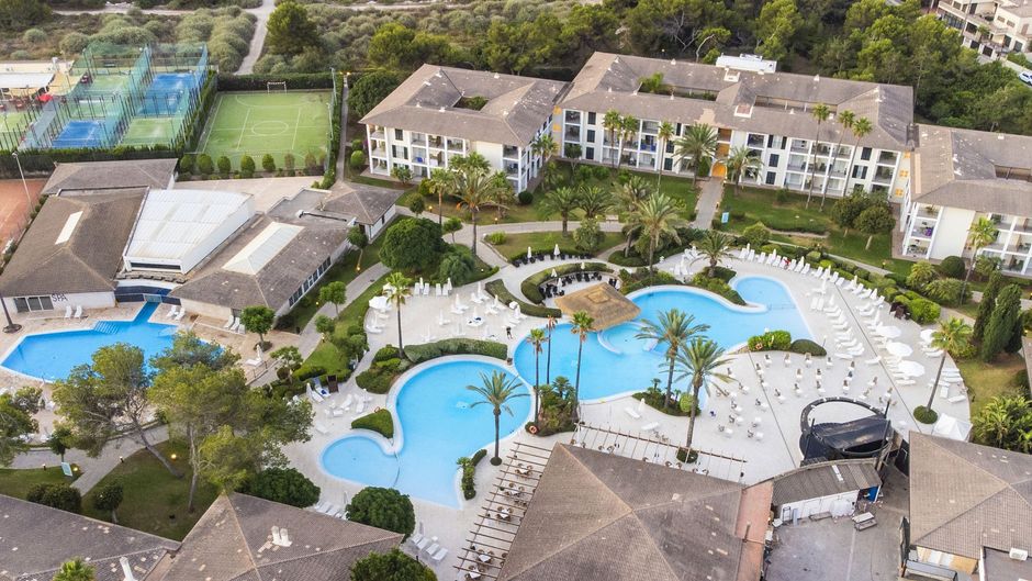 Blau Colonia Sant Jordi Resort & Spa Exterior
