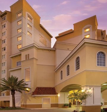 The Point Hotel & Suites
