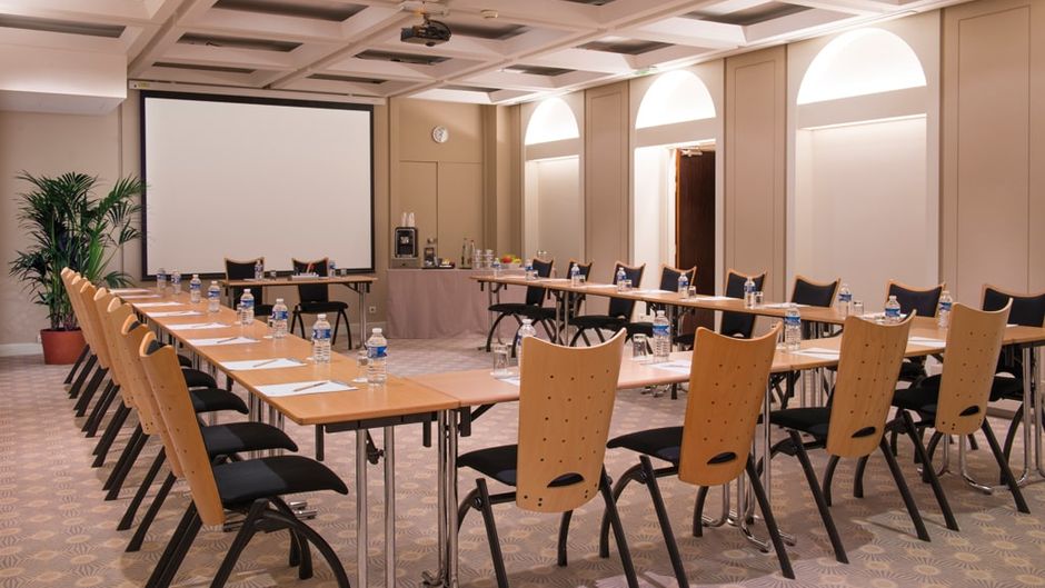 Provinces Opera Hotel Meeting
