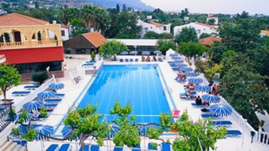 Riverside Garden Resort Pool