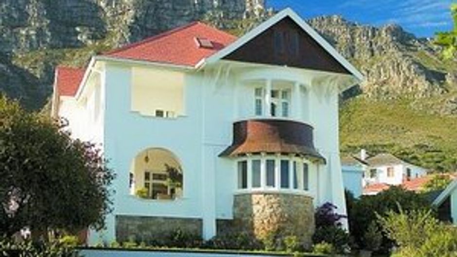 Abbey Manor Luxury Guesthouse Exterior