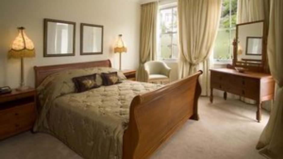 Abbey Manor Luxury Guesthouse Room