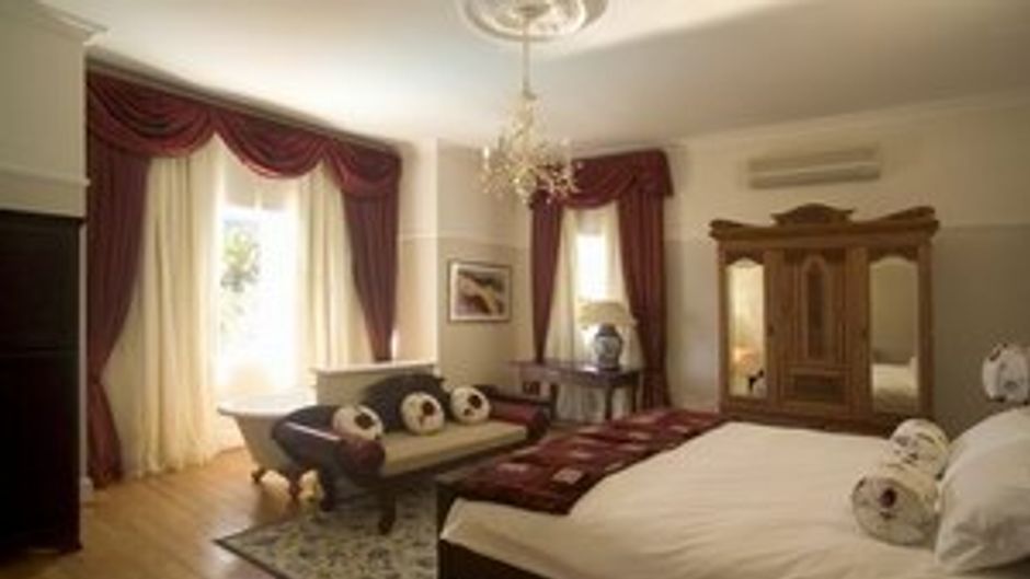 Abbey Manor Luxury Guesthouse Suite