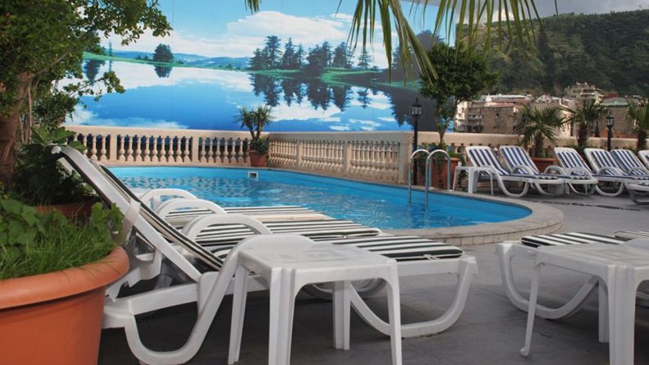 Vere Palace Hotel Pool