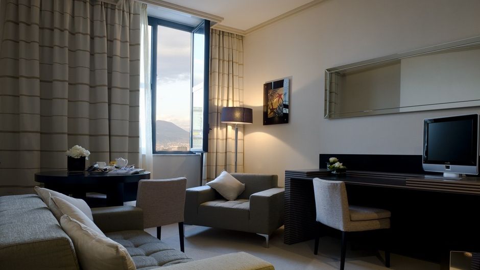 H2C Hotel Napoli Suite