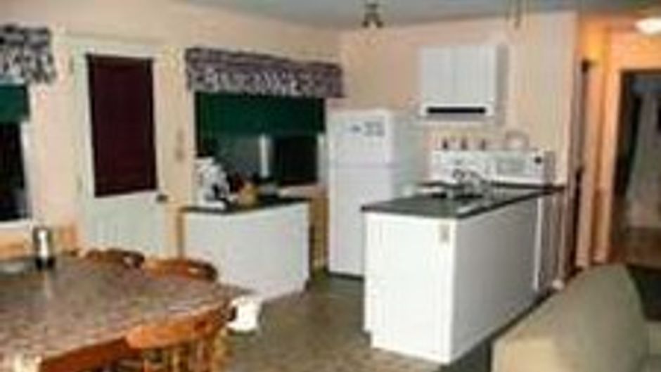 Loralea Country Inn Resort Suite