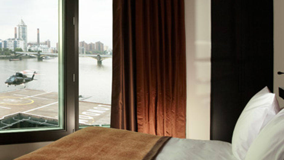 Crowne Plaza London-Battersea Room