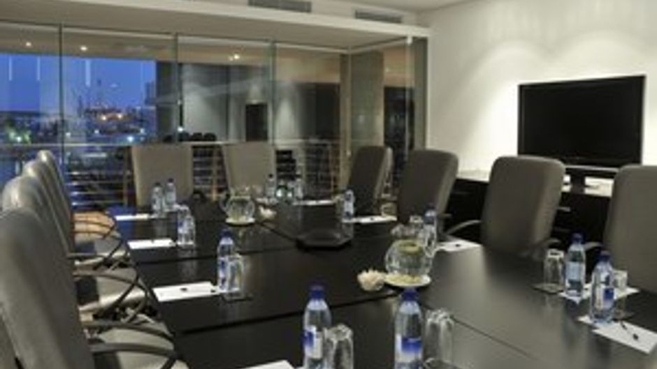 aha Harbour Bridge Hotel & Suites Meeting