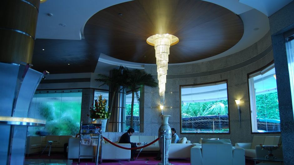 Peninsula Grand Hotel Lobby