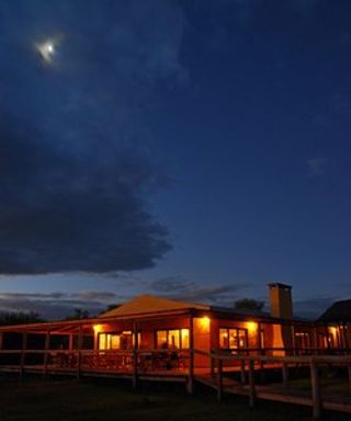 Irupe Lodge