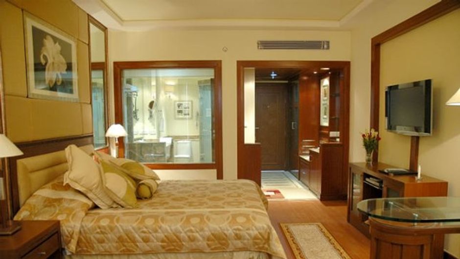 Lemon Tree Premier Jaipur Room